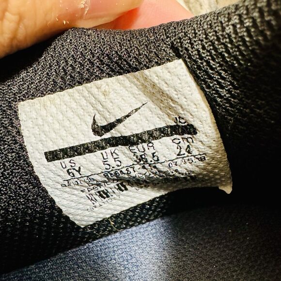 Nike Bomba IC Jr 826487-414 Navy Blue Size 6 Y Youth Soccer Indoor Cleats Shoes - Picture 9 of 9